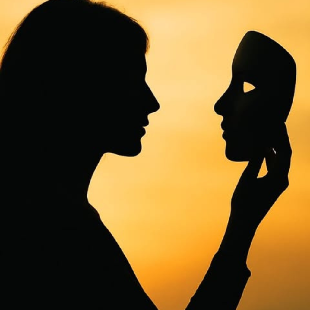 A coragem de tirar a máscara